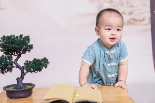 吐鲁番宝宝多大可以吃辅食